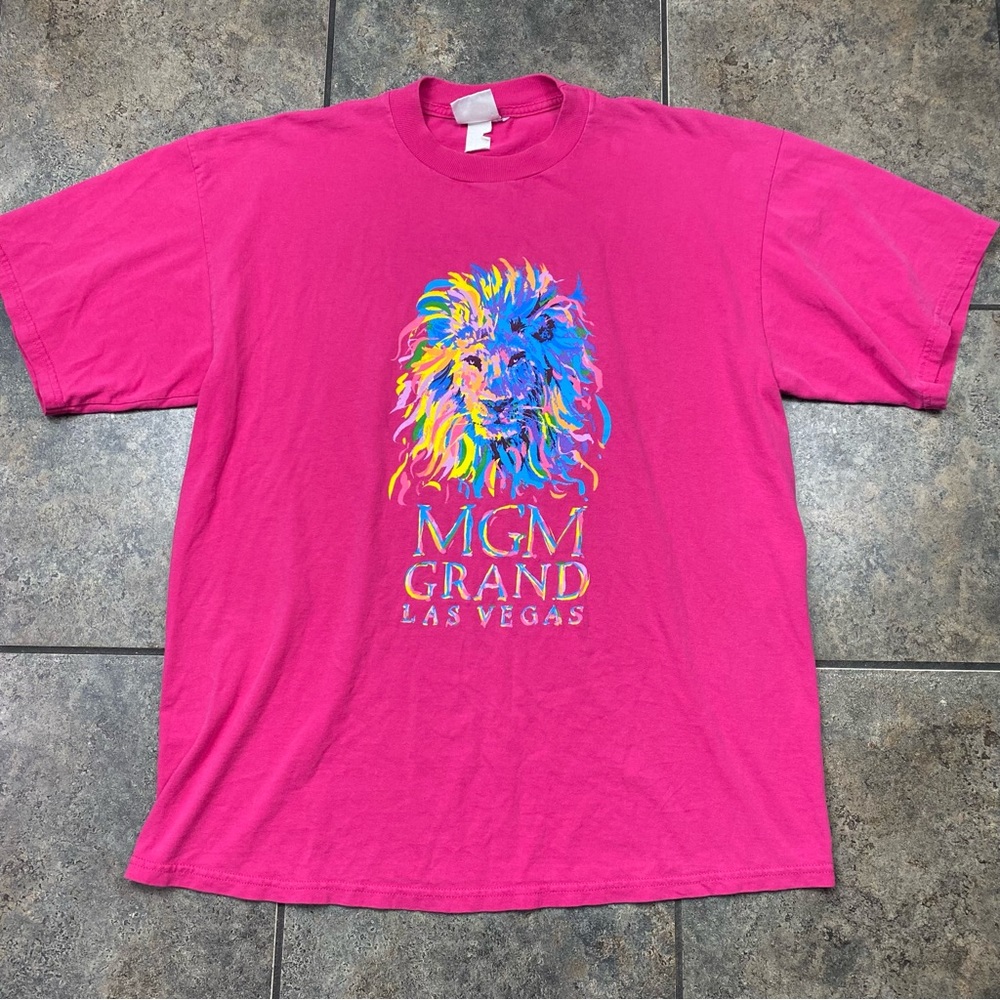 VTG 90’s MGM Grand Las Vegas Short Sleeve T-Shirt Size XL